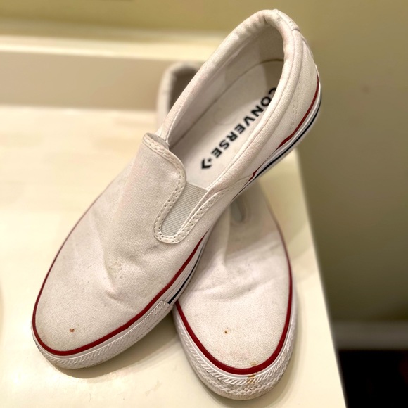 White Converse Slip Ons - Picture 1 of 5